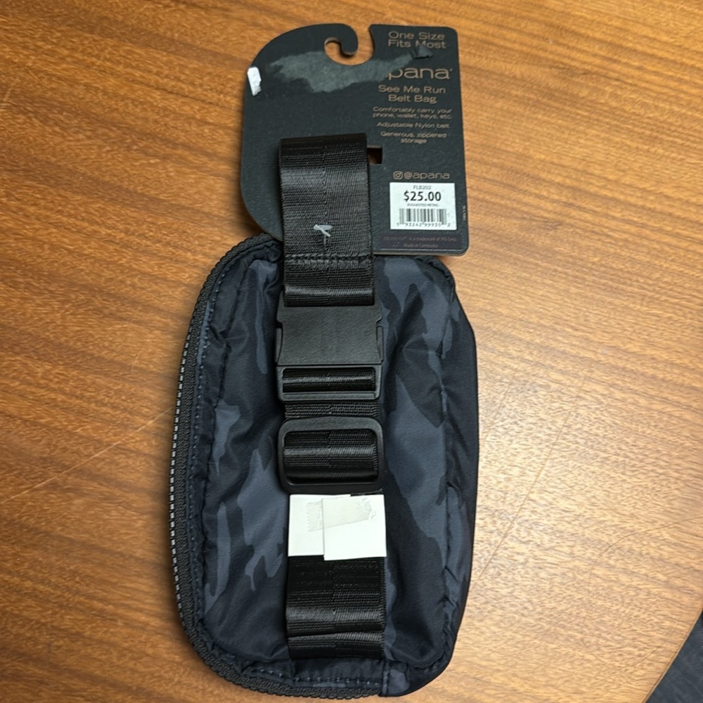 Apana See me Run Black and Gray Belt Bag NWT - Picture 3 of 8